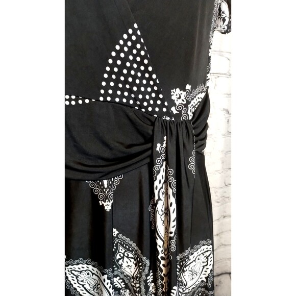 Purple Rain Dress Beautiful Black and White Floral Cap Sleeve Twist Bodice L - Picture 5 of 10